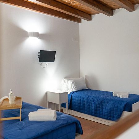Elsa D'Ortigia - I Tre Archi Hotel Syracuse Luaran gambar