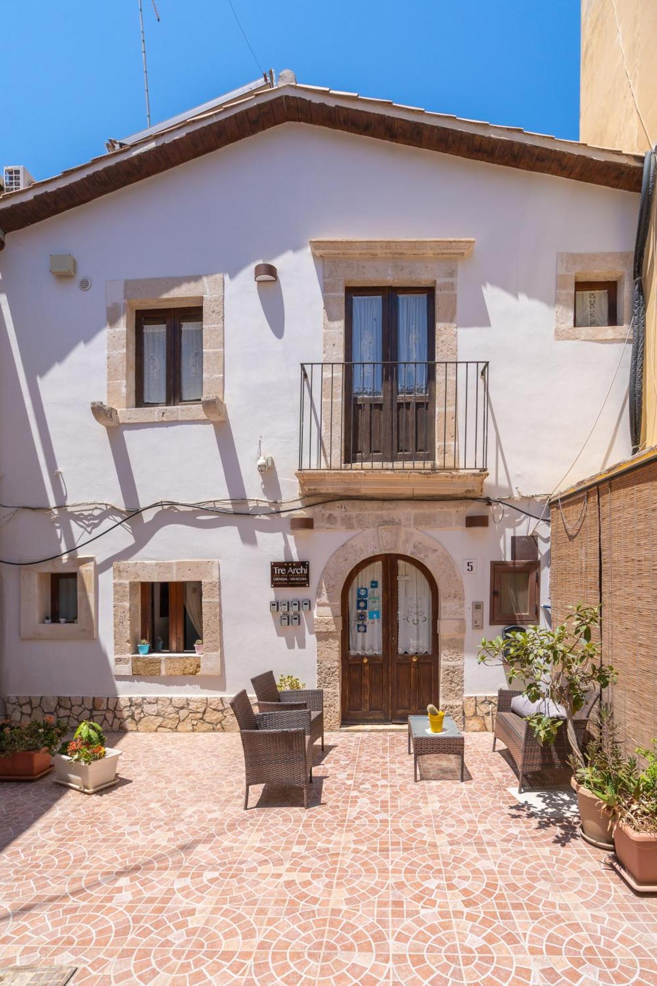 Elsa D'Ortigia - I Tre Archi Hotel Syracuse Luaran gambar