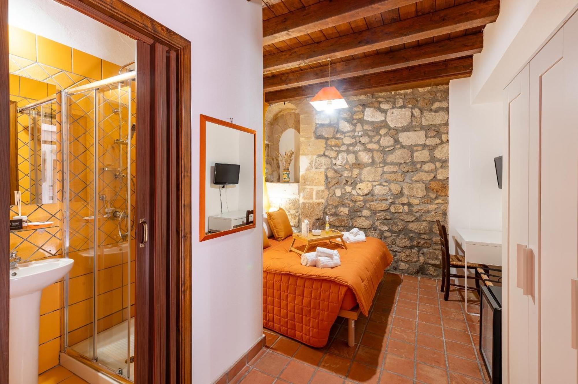Elsa D'Ortigia - I Tre Archi Hotel Syracuse Luaran gambar